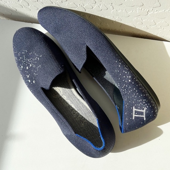 Rothy’s The Gemini loafers Zodiac in Navy - Picture 2 of 14